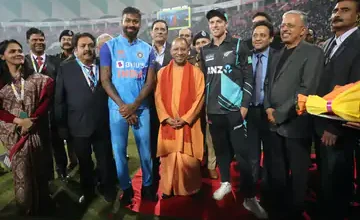 T20: 100 रन बनाने भारत को करनी पड़ी मशक्कत, मुश्किल से मिली जीत