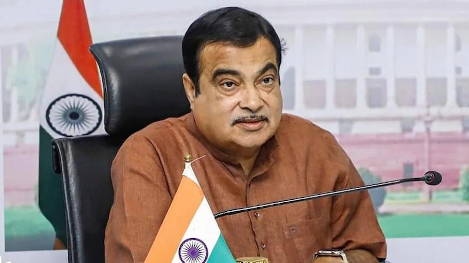 Nitin Gadkari: देश की 26 सड़कों पर उतरेंगे हवाई जहाज, गडकरी बोले- ऑटोमोबाइल सेक्टर में 4.5 लाख नौकरियां