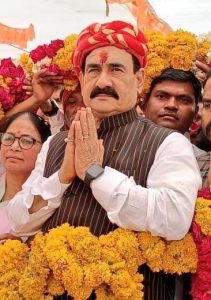 जन्मदिन पर विशेष: जनसेवा से जनप्रिय बनने का उदाहरण हैं नरोत्तम मिश्रा: पद्मेश गौतम 5 जन्मदिन पर विशेष: जनसेवा से जनप्रिय बनने का उदाहरण हैं नरोत्तम मिश्रा: पद्मेश गौतम