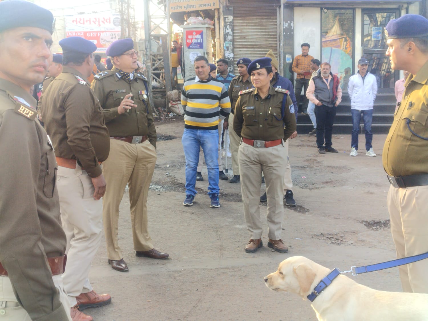 अप्रिय घटनाओं की रोकथाम हेतु GRP और RPF ने चलाया सघन चेकिंग अभियान