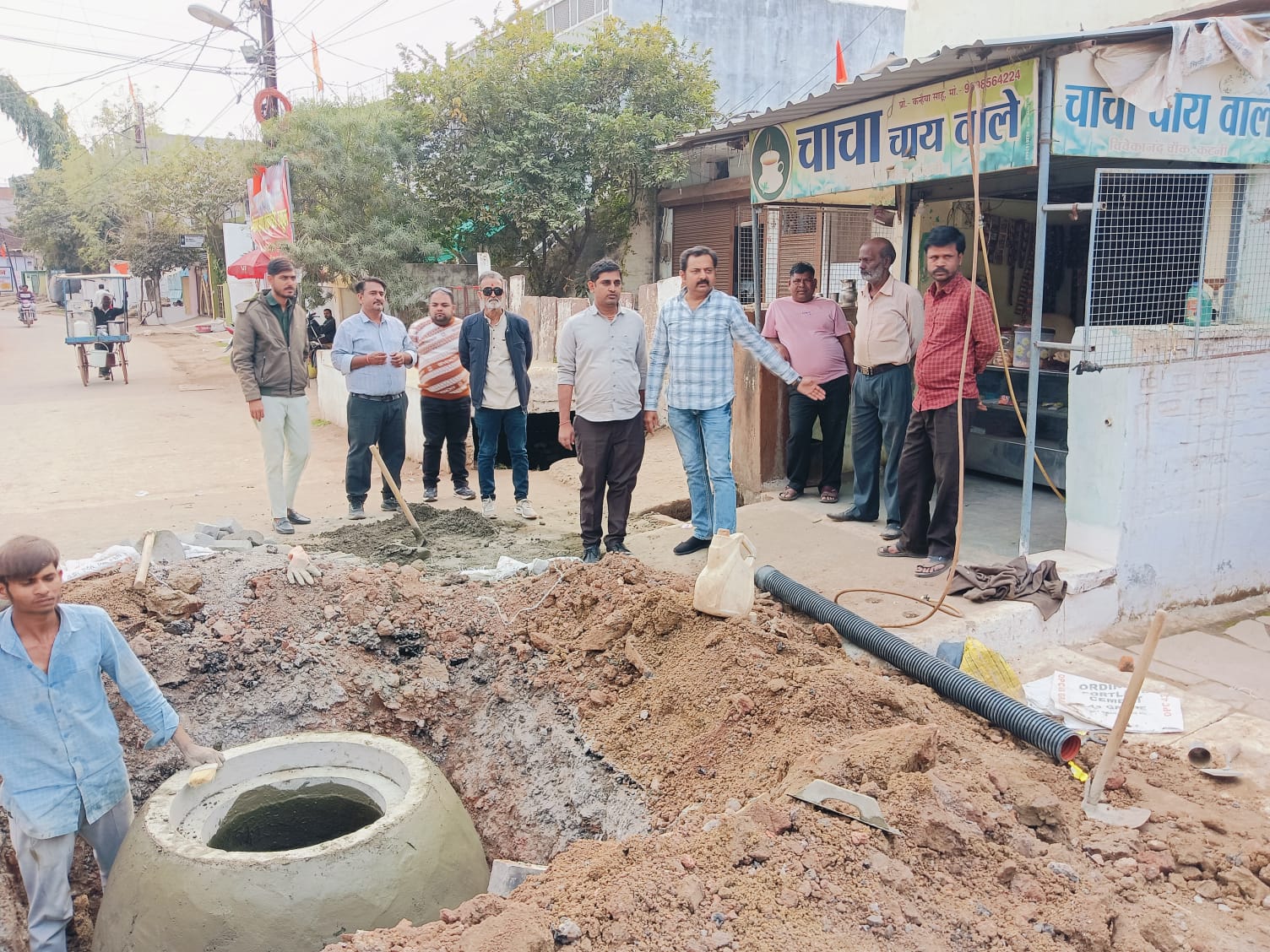 शहर के नागरिकों को ना हो असुविधा, मुख्य मार्गों पर लगाएं रात्रि कालीन कार्य: निगमाध्यक्ष मनीष पाठक