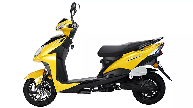 पापा की परियों के लिये AMO ने लॉच की Electric Plus Scooter कीमत मात्र आपके बजट में