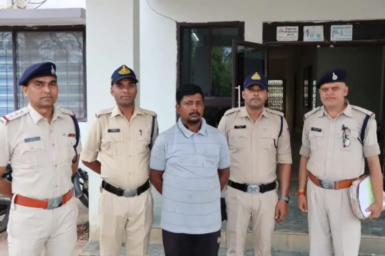 7 साल से फरार हत्या के आरोपी सोनू यादव को गिरफ्तार करने में मिली माधवनगर पुलिस को बड़ी सफ़लता