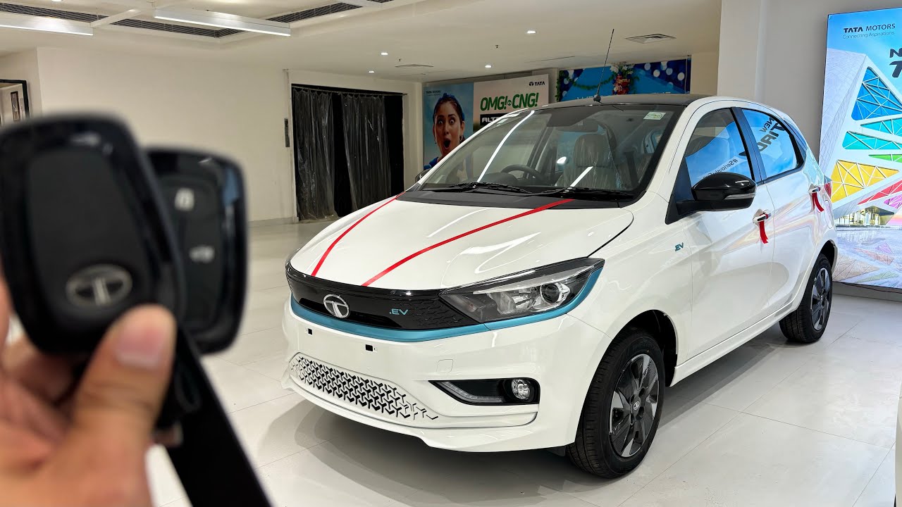 4-स्टार की सेफ्टी रेटिंग के साथ Tata Tiago ने लॉन्च की अपनी नई iCNG AMT कार