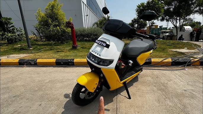 160km की शानदार रेंज के साथ OLA को टक्कर देने आई New Ather Rizta Electric स्कूटर, जाने क्या है? इसकी खासियत