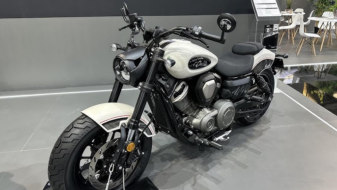 बुलेट को टक्कर देने लॉन्च हुई New Hero Cruiser 350 बाइक, स्टाइलिश लुक से युवाओं को करेंगी घायल