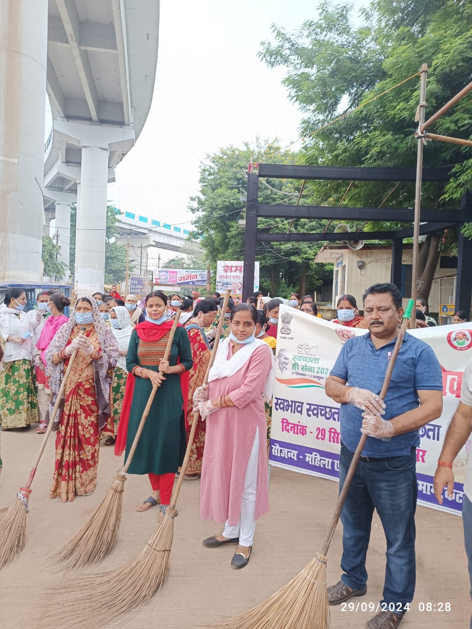 महिला एवं बाल विकास विभाग तथा नगर निगम के संयुक्त तत्वावधान में स्वच्छता अभियान आयोजित