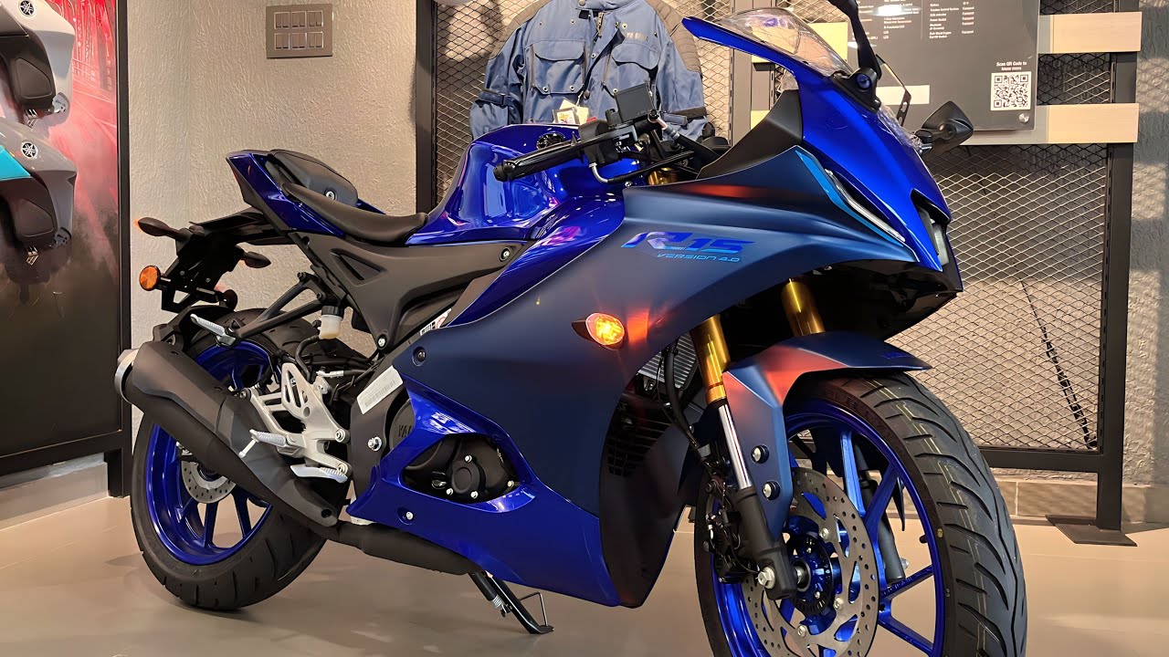 लाजवाब फीचर्स के साथ स्पोर्टी डिजाइन में मिलेगी Yamaha R-15 Bike , पावरफुल परफॉर्मेंस के साथ मिलेगा 6 स्पीड गियर बॉक्स