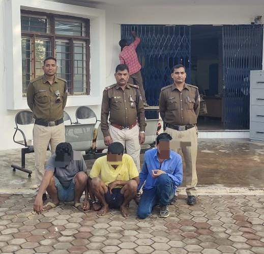 माधवनगर पुलिस से शराब के नशे में सिफारिश करना पड़ा भारी, हुई कड़ी कार्यवाही