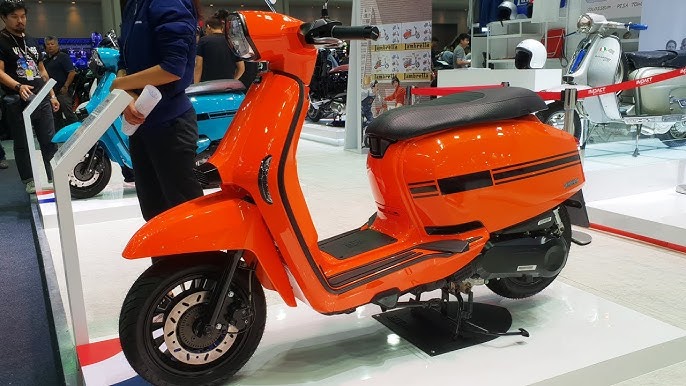 मॉडर्न फीचर्स के साथ मार्केट में पेश हुआ Lambretta V125 scooter, मिलेगी ढेर सारी खूबियां