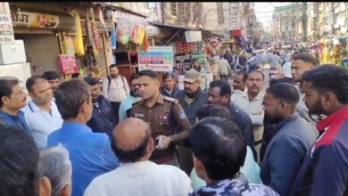 सेंट्रल पार्किंग हटाने एवं वैकल्पिक पार्किंग व्यवस्था हेतु महत्वपूर्ण बैठक — व्यापारियों ने दी पूर्ण सहमति