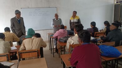 कृषि फसल उत्पादन एवं पद्धतियों कातनीकी प्रशिक्षण दिया गया